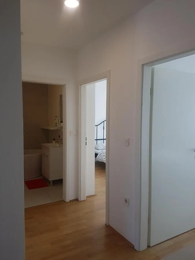 Deluxe Apartment Kristian Whit A Private Parking Rijeka