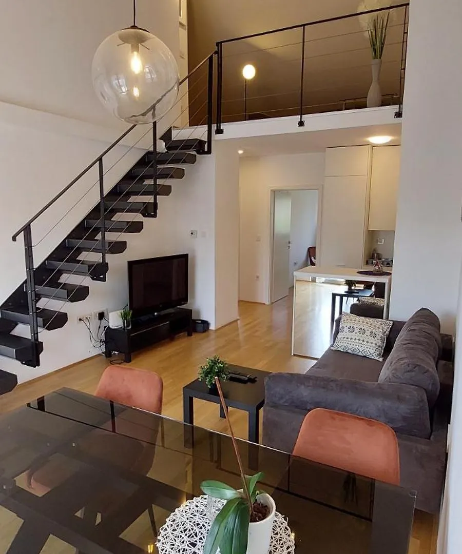 Deluxe Apartment Kristian Whit A Private Parking Rijeka